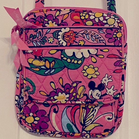 Vera Bradley Just Mousing Around Quilted Crossbody - Picture 15 of 15